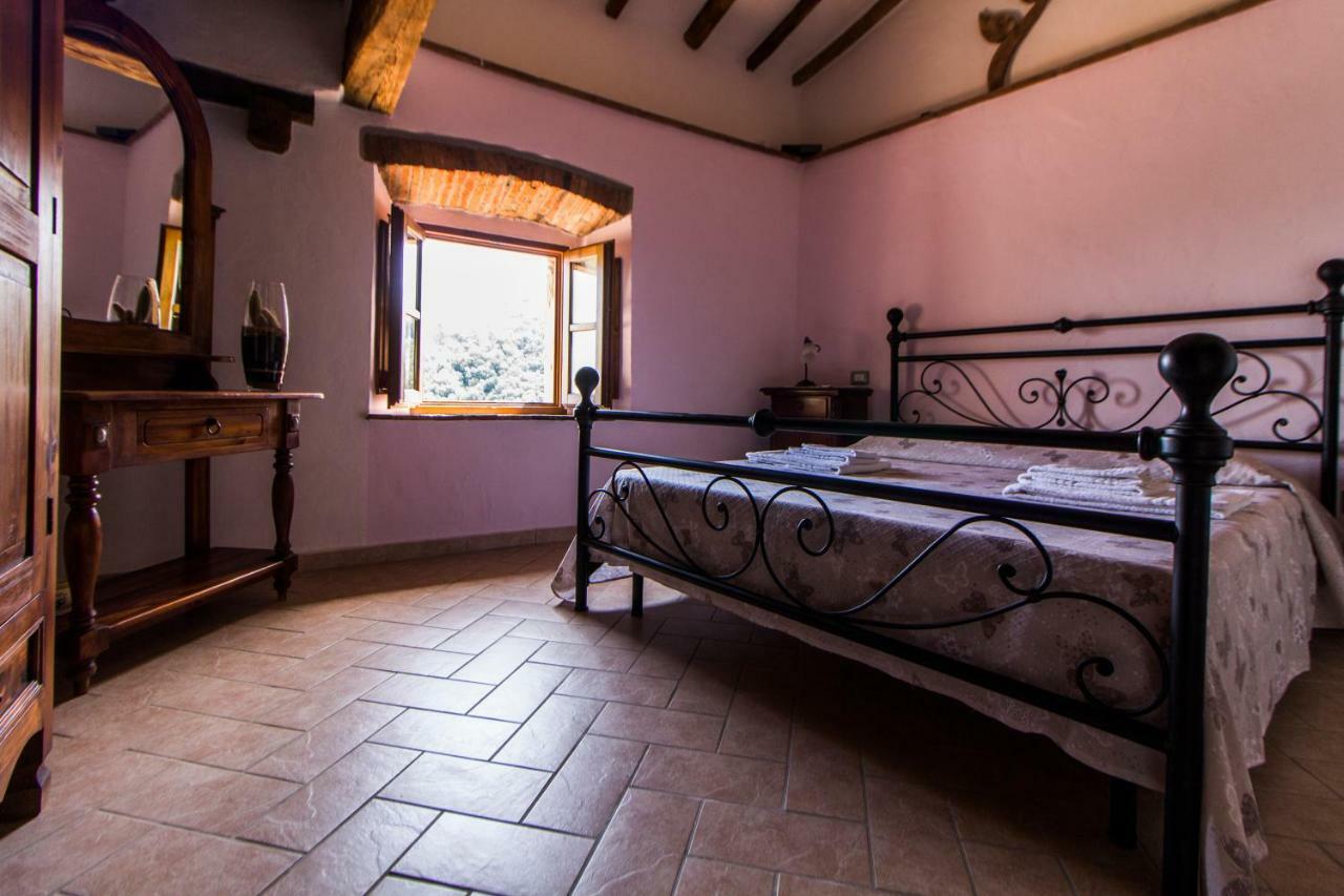 Апартаменты Le Dame Del Borgo Сассетта Экстерьер фото
