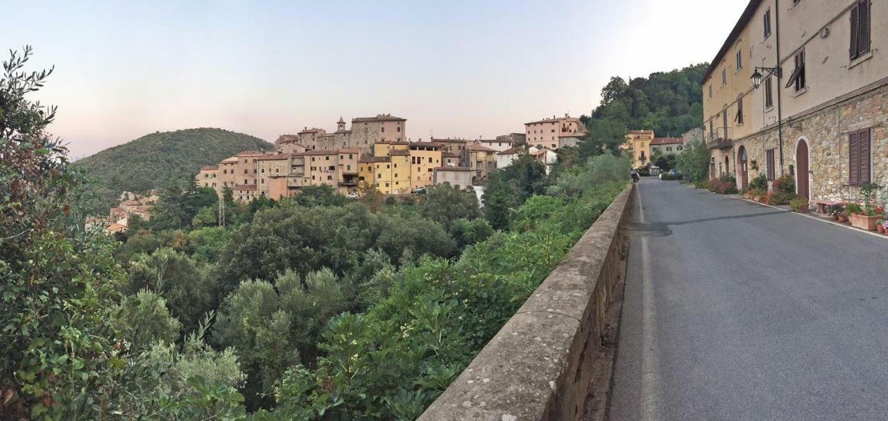 Апартаменты Le Dame Del Borgo Сассетта Экстерьер фото